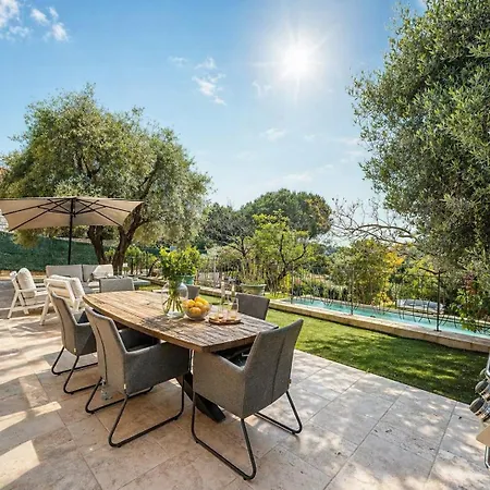Villa Luxury Villa, Garden, And Infinity Pool Antibes